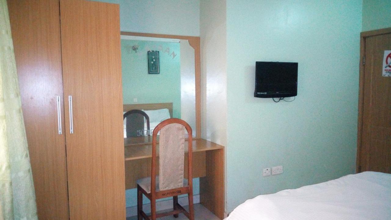 Mataan Hotel And Suites 伊巴丹 外观 照片