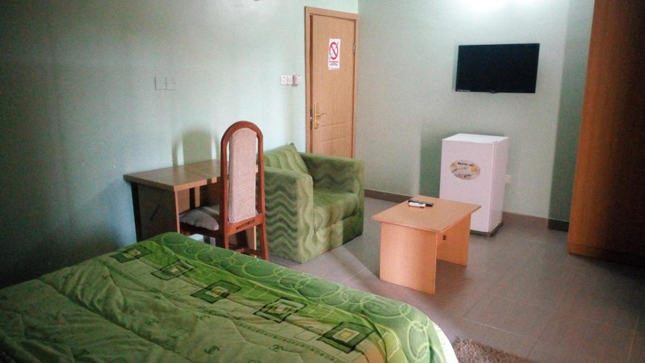 Mataan Hotel And Suites 伊巴丹 外观 照片